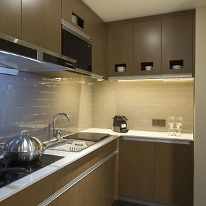 King Suite Kitchen